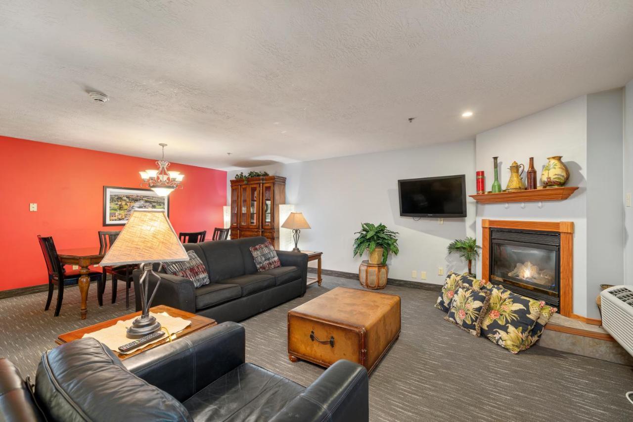Ramada By Wyndham Sioux Falls Airport - Waterpark Resort & Event Center Zewnętrze zdjęcie