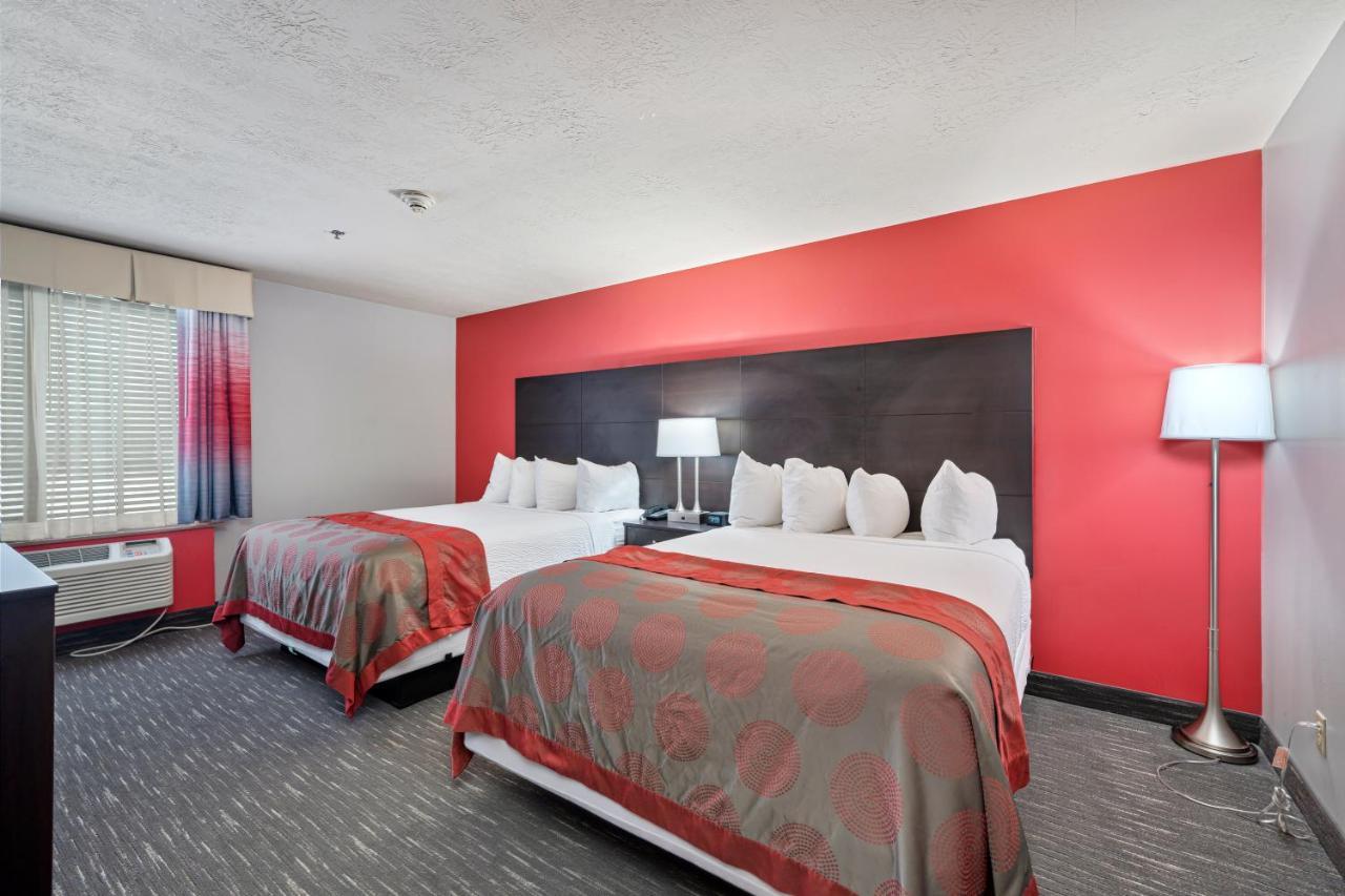 Ramada By Wyndham Sioux Falls Airport - Waterpark Resort & Event Center Zewnętrze zdjęcie