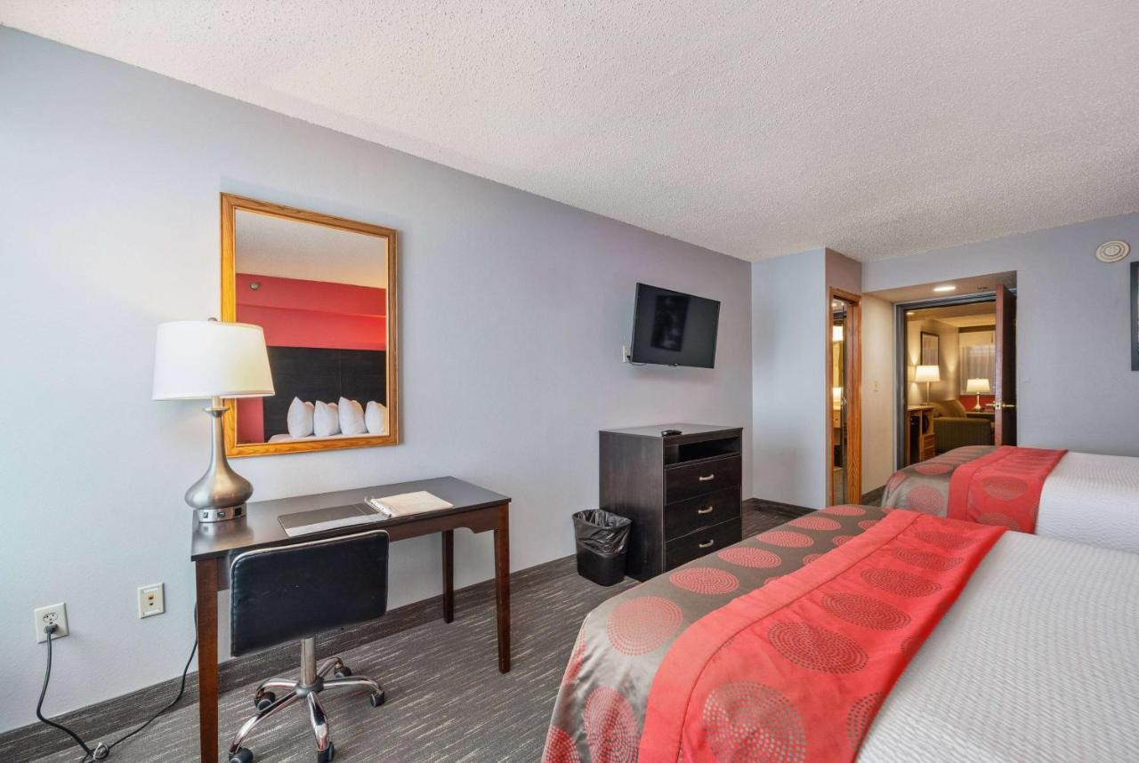Ramada By Wyndham Sioux Falls Airport - Waterpark Resort & Event Center Zewnętrze zdjęcie