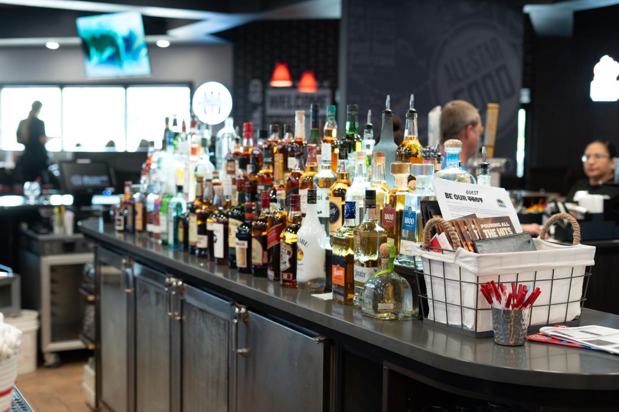 Ramada By Wyndham Sioux Falls Airport - Waterpark Resort & Event Center Zewnętrze zdjęcie